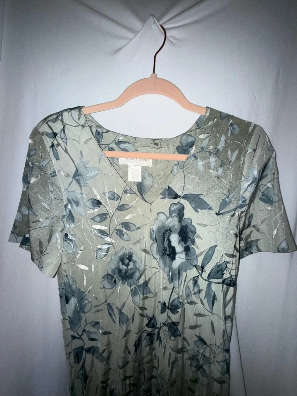 Vintage Casual Corner Floral Short-Sleeve Midi Dress in Sage Green